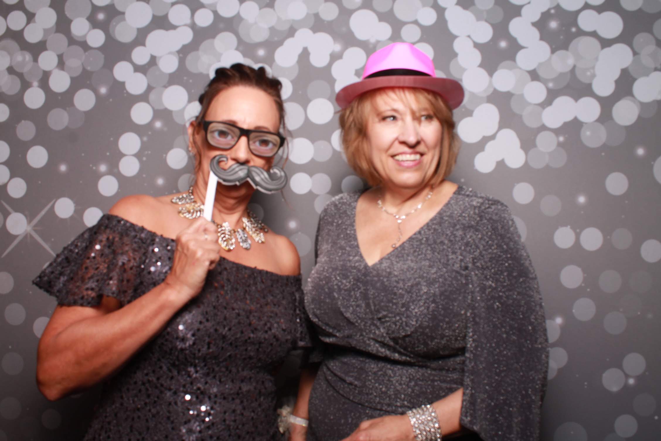 Lindsey Adams Reception at The Madison | View more photos from the event at gallery.photoboothcincy.com/u/PhotoBoothCincy/Lindsey-Adams-Reception-at-The-Madison